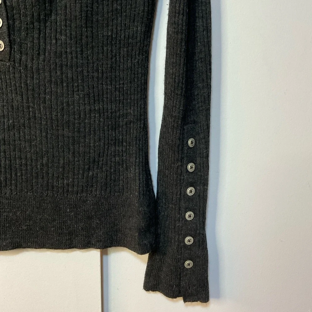 Grey Ribbed V-Neck Buttoned Women's Sweater - Picture 3 of 5